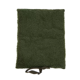 Sitzunterlage in grün mit Fell Carinthia/S4 Supplies