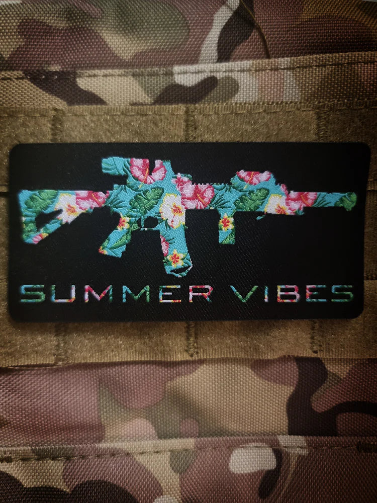 SUMMER VIBES" WOVEN PATCH